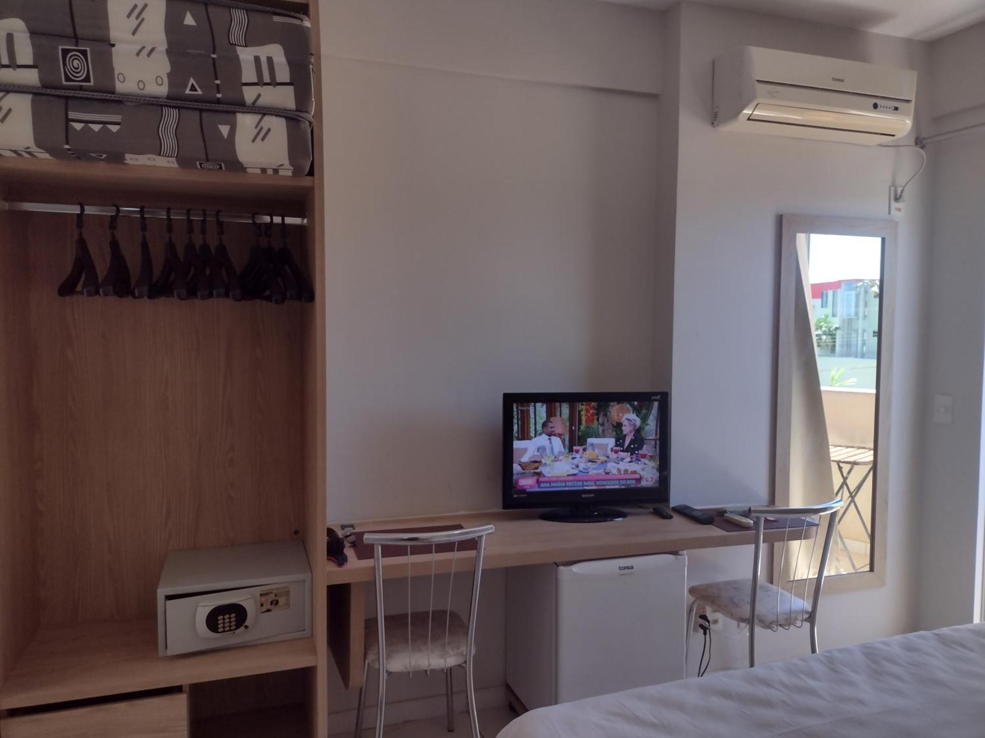 Golden Dolphin Express Apart otel Caldas Novas Dış mekan fotoğraf